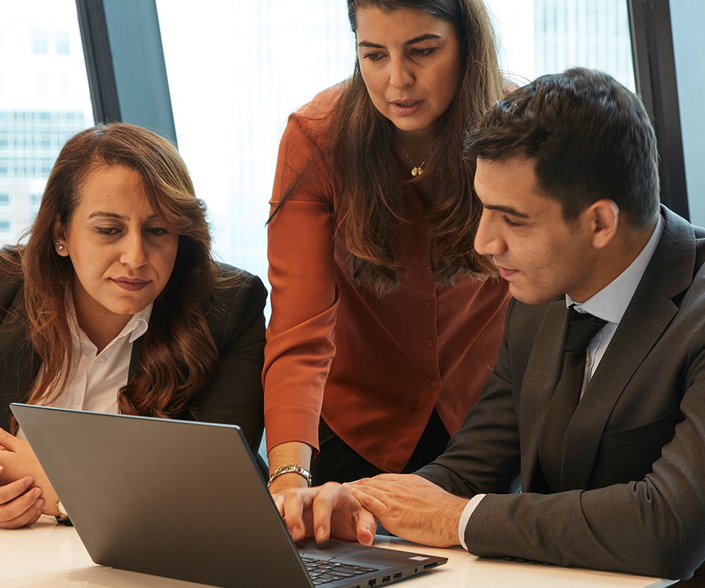 How private equity operations teams create value | Kearney